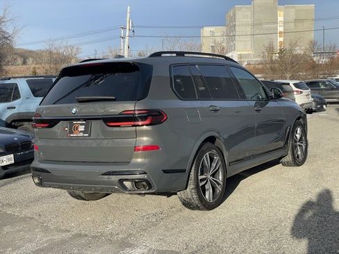 Certified 2024 BMW X7 xDrive40i w/ M Sport Package image 4