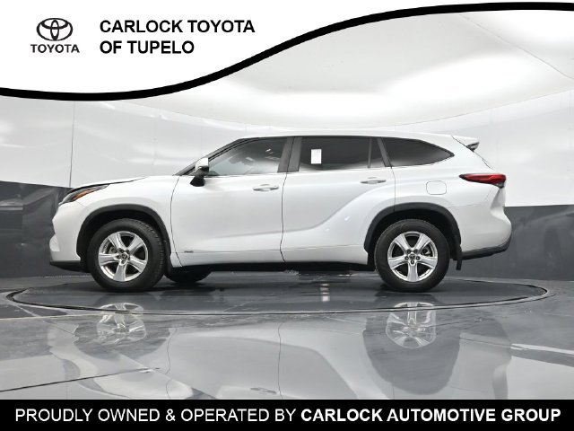 Used 2023 Toyota Highlander LE AWD/4WD image 68