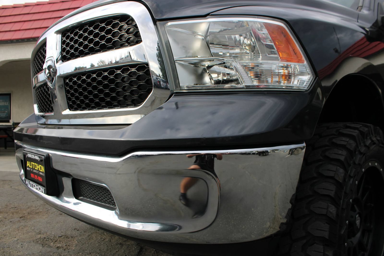 Used 2017 RAM 1500 Classic SLT RWD image 4