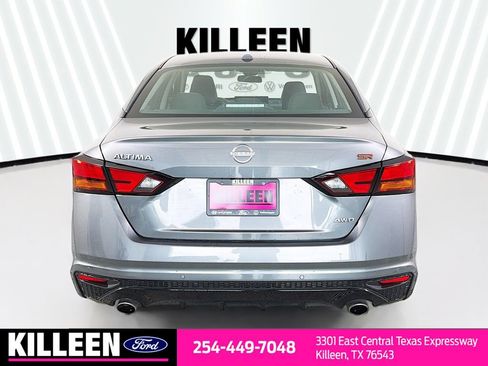 Used 2024 Nissan Altima 2.5 SR w/ SR Premium Package AWD/4WD image 8