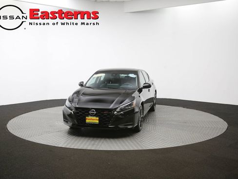 Used 2023 Nissan Altima 2.5 SR w/ SR Premium Package image 88