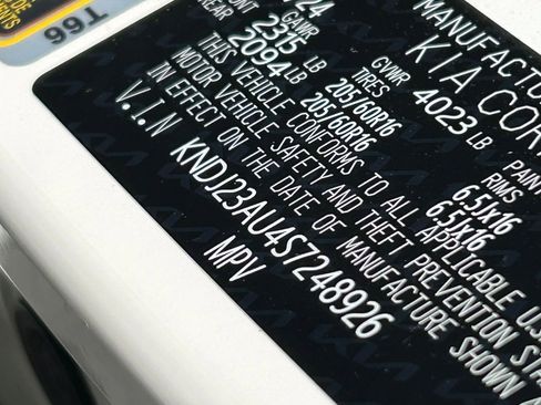 Used 2025 Kia Soul LX w/ LX Technology Package image 34