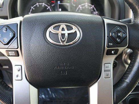 Certified 2024 Toyota 4Runner SR5 Premium w/ Moonroof Package AWD/4WD image 32