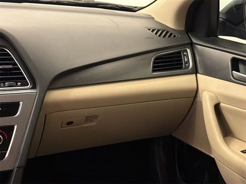 Used 2015 Hyundai Sonata Sport image 17