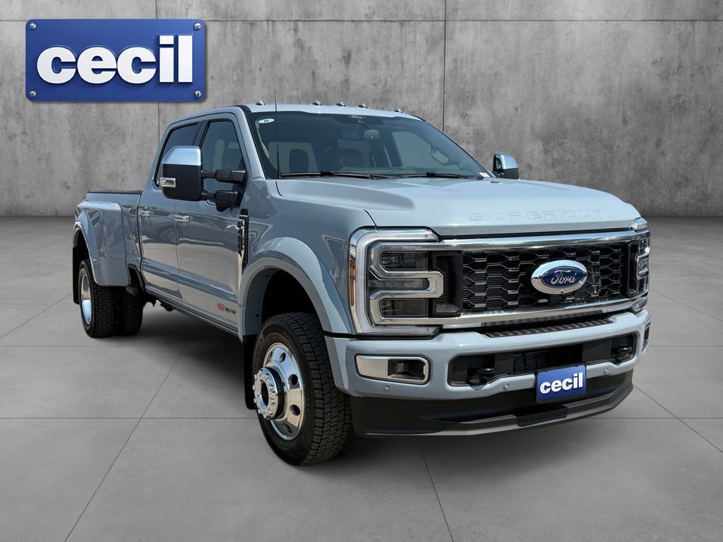 New 2026 Ford F450 Platinum w/ Platinum Plus Package AWD/4WD image 3