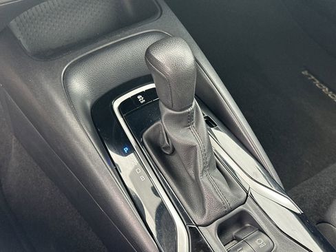 Used 2022 Toyota Corolla LE image 30