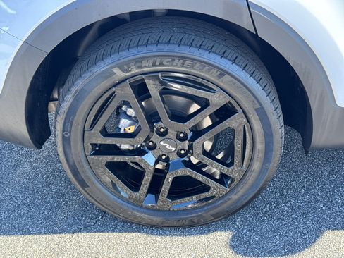 Used 2024 Kia Telluride EX X-Line image 17