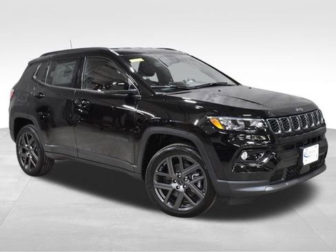 New 2026 Jeep Compass Limited image 3