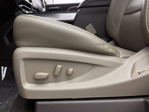 Used 2018 Chevrolet Silverado 1500 LTZ Z71 image 14