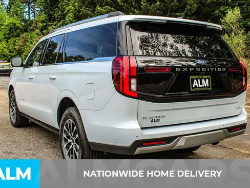 Used 2025 Ford Expedition Max Platinum AWD/4WD image 5