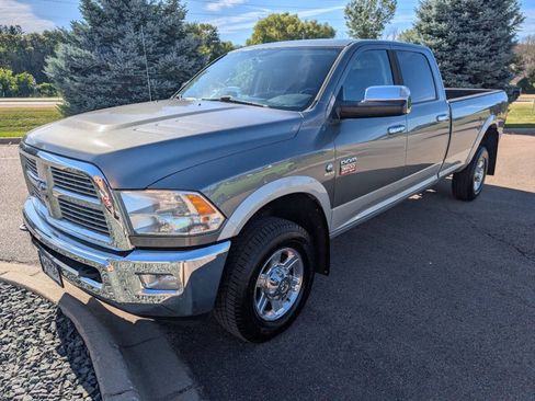 Used 2011 RAM 3500 Laramie w/ Cold Weather Group AWD/4WD image 4