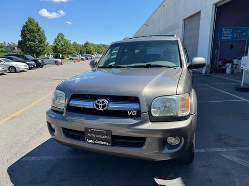 Used 2006 Toyota Sequoia SR5 AWD/4WD image 26