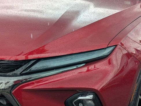 Certified 2023 Chevrolet Blazer RS w/ Driver Confidence II Package image 9