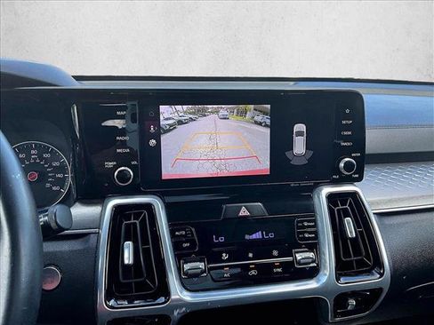 Used 2022 Kia Sorento SX FWD image 23