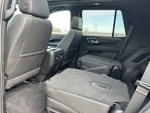 Used 2024 Chevrolet Tahoe High Country image 25