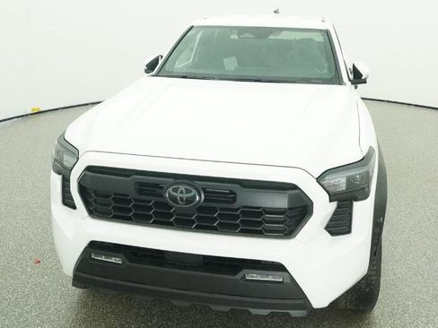 New 2026 Toyota Tacoma TRD Off-Road image 2