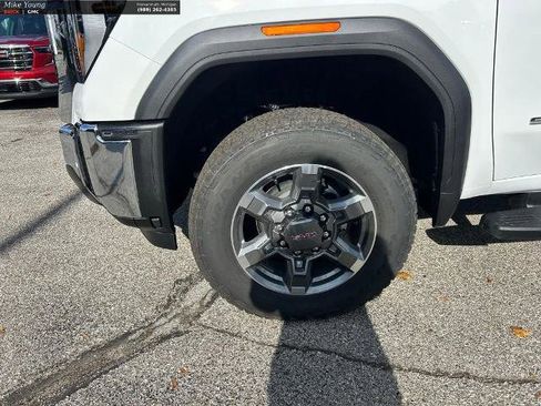 New 2026 GMC Sierra 2500 SLT w/ SLT Premium Package image 2
