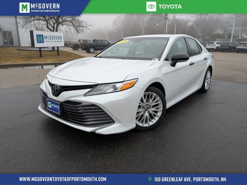 Used 2018 Toyota Camry XLE image 1