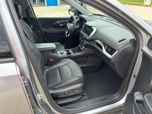 Used 2023 GMC Terrain SLT AWD/4WD image 26