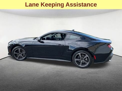 Used 2024 Ford Mustang Coupe image 6