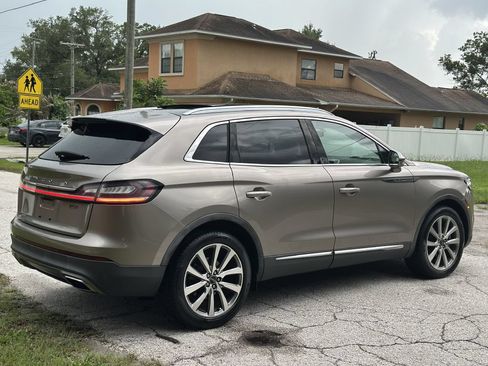 Used 2019 Lincoln Nautilus Select FWD image 18