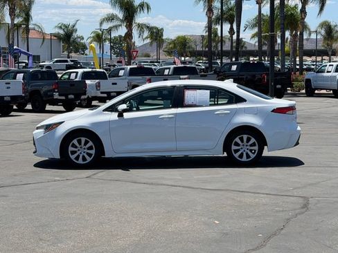 Used 2026 Toyota Corolla LE FWD image 9