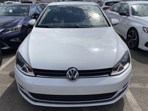 Used 2016 Volkswagen Golf S FWD image 3