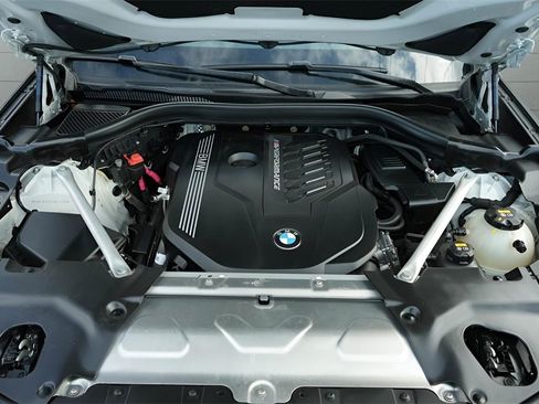 Used 2020 BMW X4 M40i w/ Executive Package image 17