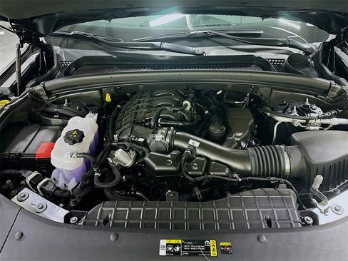 New 2025 Jeep Grand Cherokee Limited image 18