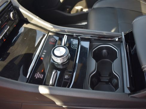 Used 2025 Jeep Grand Cherokee L Overland w/ Advanced Protech Group III AWD/4WD image 22