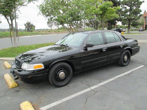 Used 2011 Ford Crown Victoria Police Interceptor w/ Trunk Pack image 1