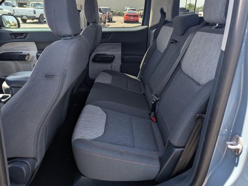 Certified 2022 Ford Maverick XLT FWD image 9