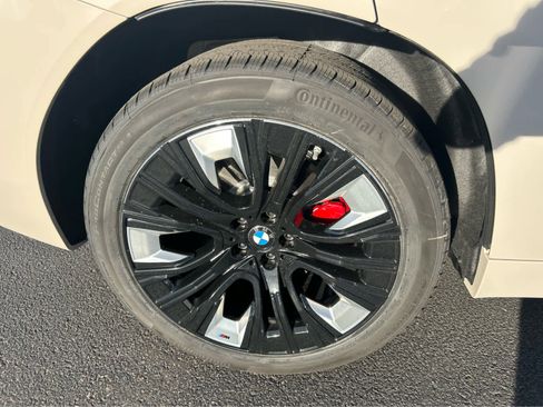 Used 2026 BMW X3 xDrive30 w/ M Sport Package image 9