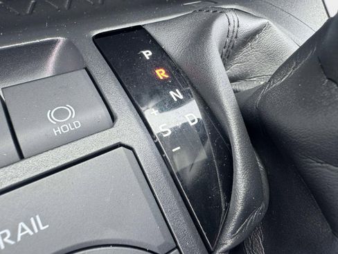 Certified 2022 Toyota RAV4 LE w/ Carpet Mat Package (TMS) image 29