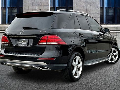 Used 2018 Mercedes-Benz GLE 350 4MATIC w/ Premium 2 Package image 11