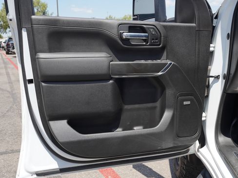 Used 2023 GMC Sierra 2500 AT4 w/ AT4 Premium Plus Package AWD/4WD image 19
