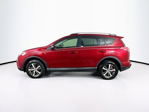 Used 2018 Toyota RAV4 XLE FWD image 4