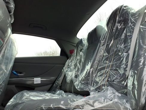 New 2026 Hyundai Elantra Sport image 9