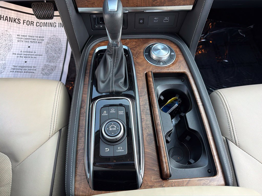 Used 2023 Nissan Armada SL w/ Captain's Chairs Package AWD/4WD image 38