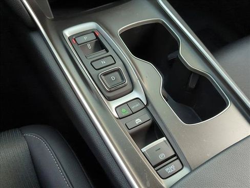 Used 2022 Honda Accord Sport image 12