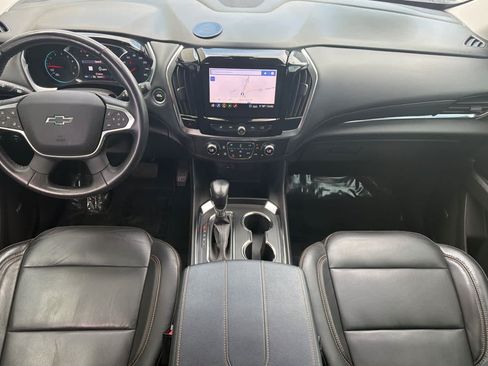 Used 2021 Chevrolet Traverse RS AWD/4WD image 3
