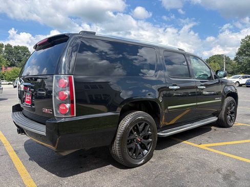 Used 2009 GMC Yukon XL Denali AWD/4WD image 6