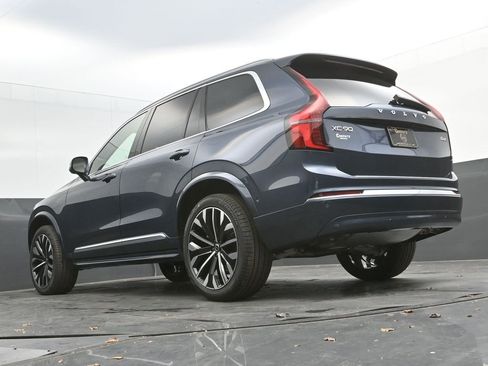 New 2026 Volvo XC90 B6 Plus image 27