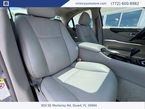 Used 2011 Lexus LS 460 AWD w/ Comfort Pkg image 49