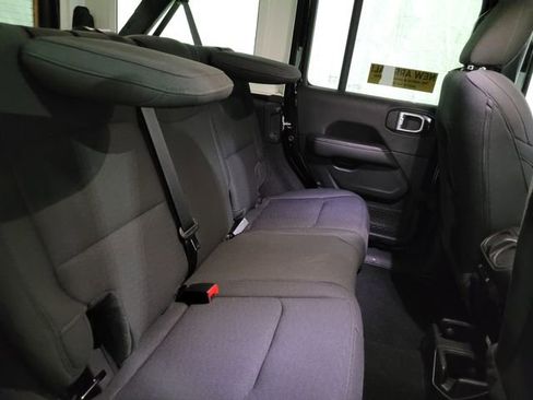 Used 2021 Jeep Wrangler Unlimited Sahara w/ Cold Weather Group image 53