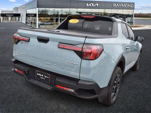 Used 2023 Hyundai Santa Cruz SEL Premium w/ Cargo Package image 3