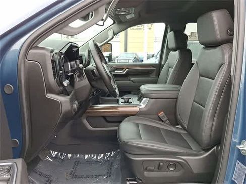 Used 2025 Chevrolet Silverado 2500 LT w/ Trail Boss Package image 25