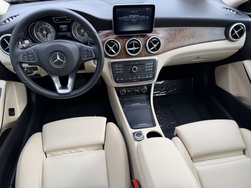 Used 2016 Mercedes-Benz GLA 250 4MATIC image 13