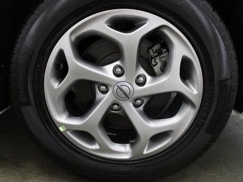 Used 2022 Chrysler Pacifica Limited image 8