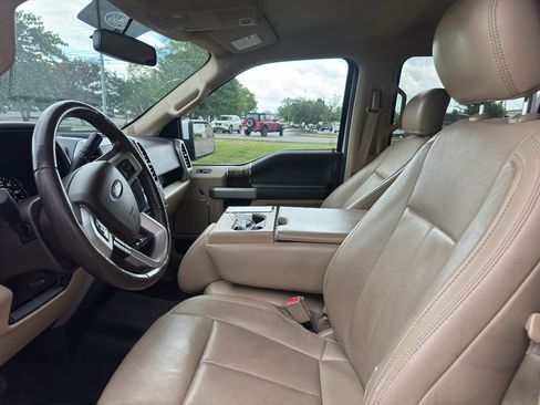 Used 2018 Ford F150 Lariat AWD/4WD image 19